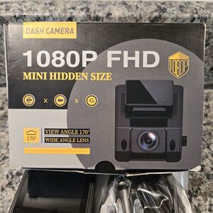 1080P Car Dash Cam Front Camera G-sensor, Parking Monitor + 32GB Card Complete